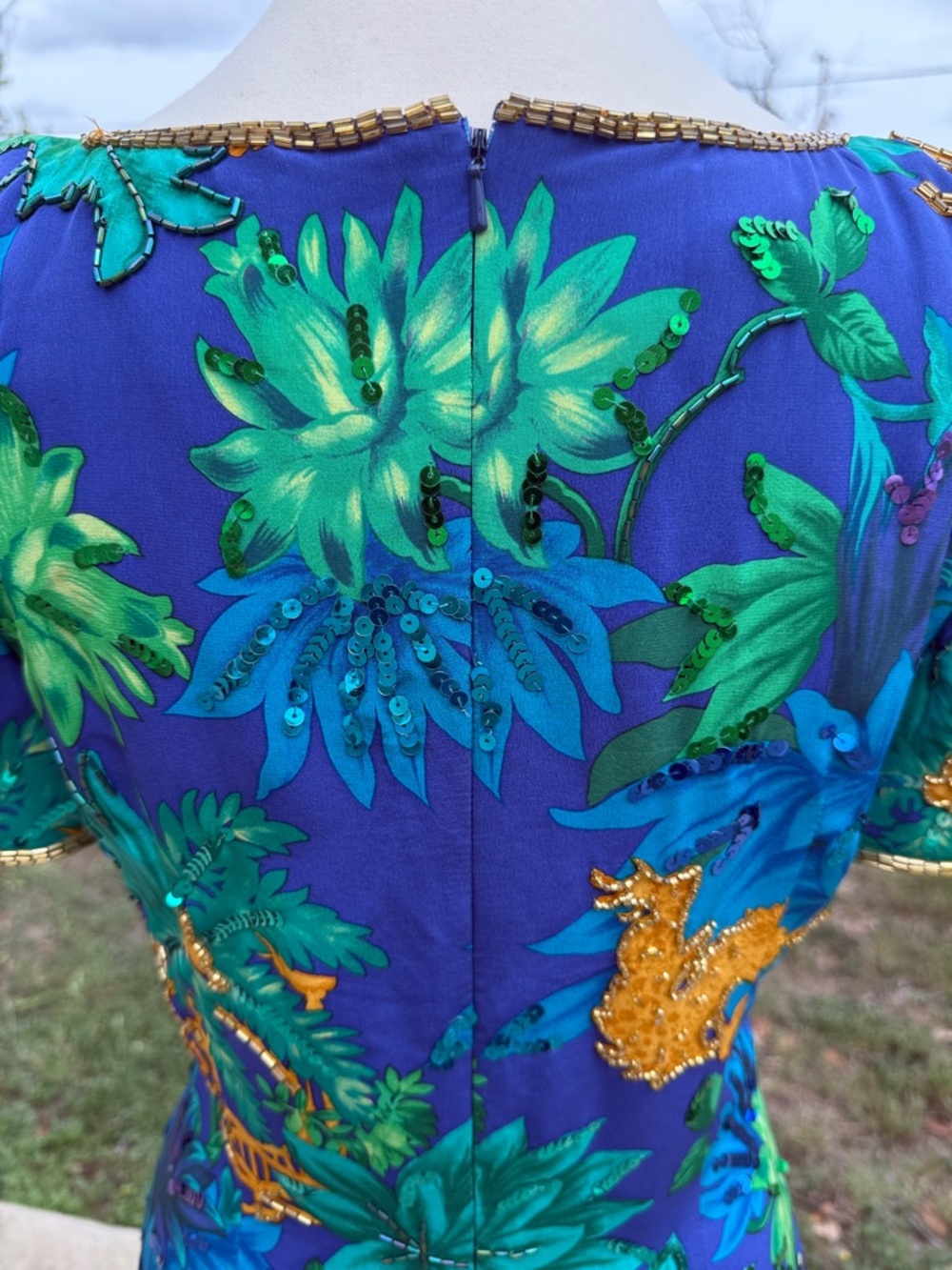 100% silk Tropical A.J. Bari Blue &Green Floral Party Dress with Gold Embroidery - Picture 11 of 17